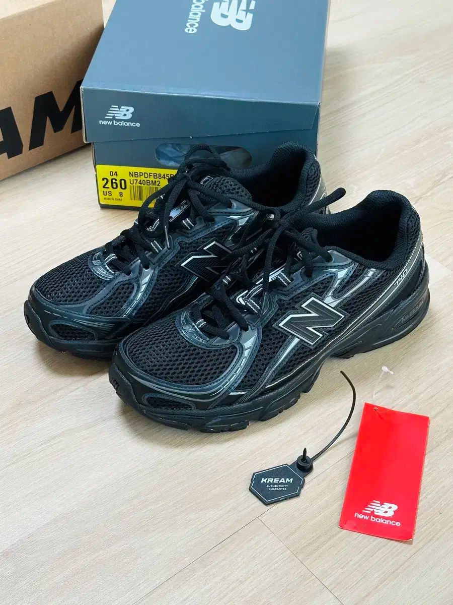 ニューバランス 740v2 ブラックシルバーメタリック 260mm