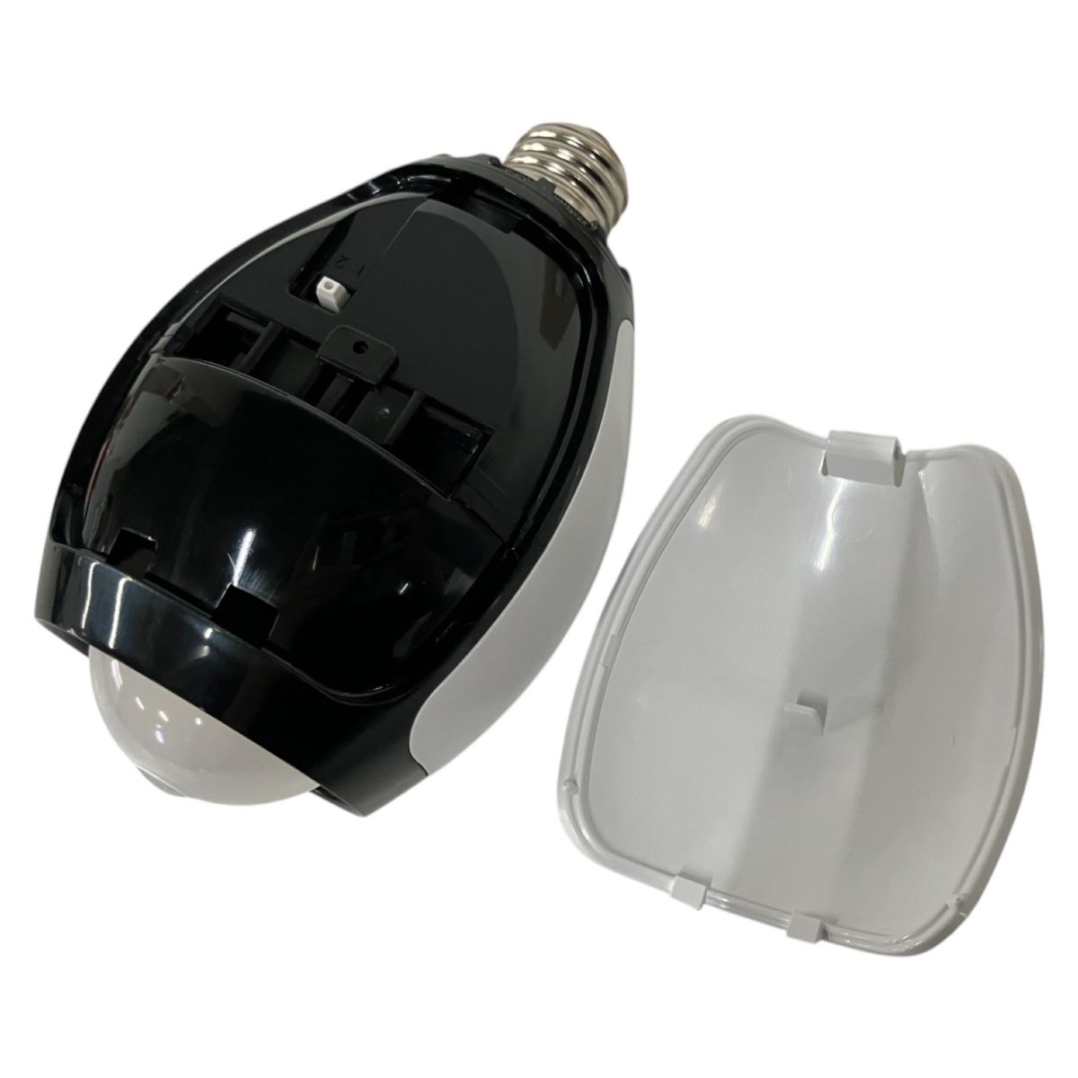 カルテック TURNED K KL-801 光触媒脱臭•除菌機能付きLED電球 TURNED K KL-B01 カルテック 光触媒脱臭 除菌機能付きLED電球 未