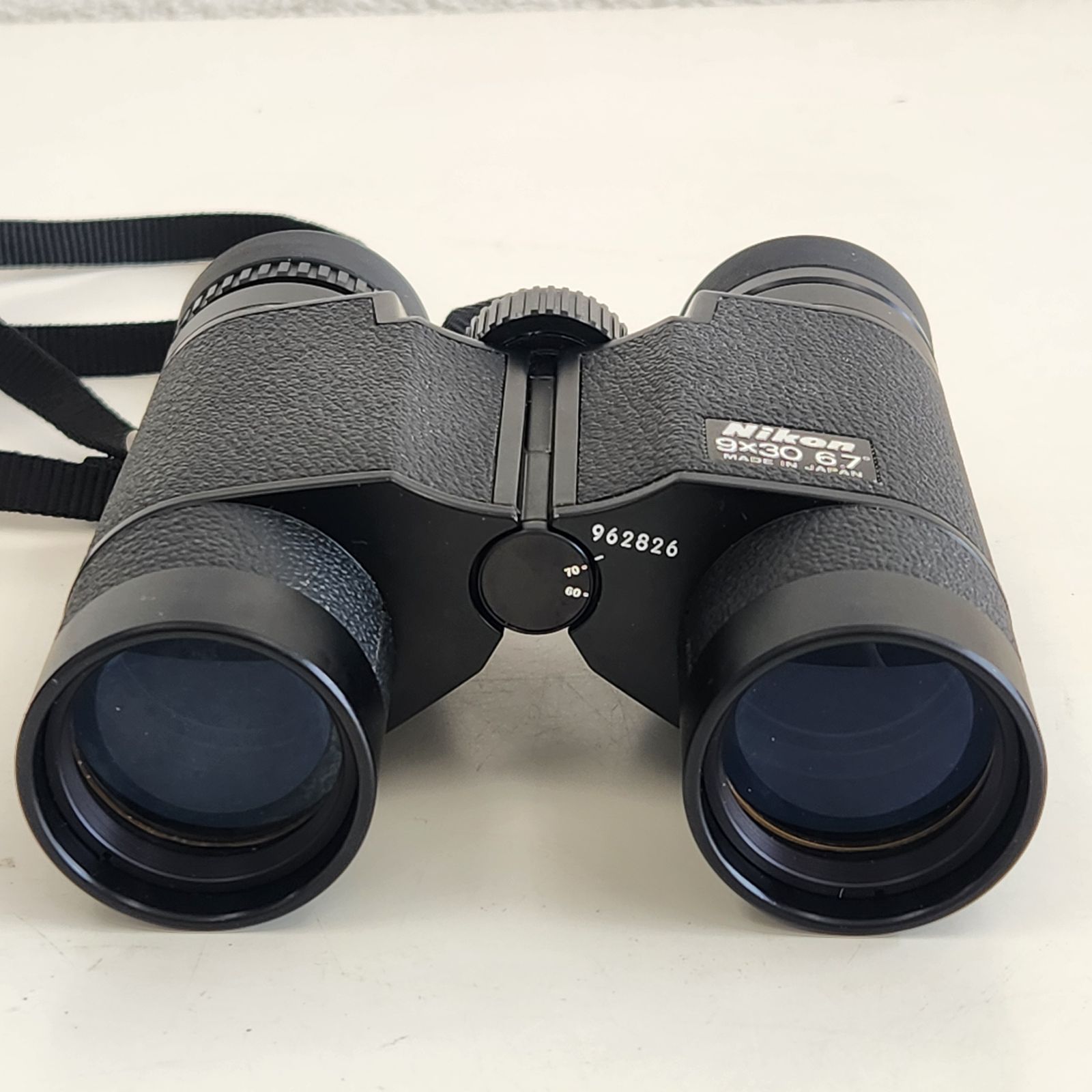 Nikon 双眼鏡 9×30 6.7゜ ニコン - メルカリ