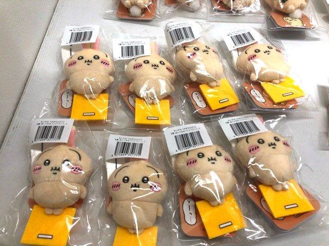 ちいかわ うさぎだけくじ E賞 ぬいぐるみバッジ【G1159-007】110  