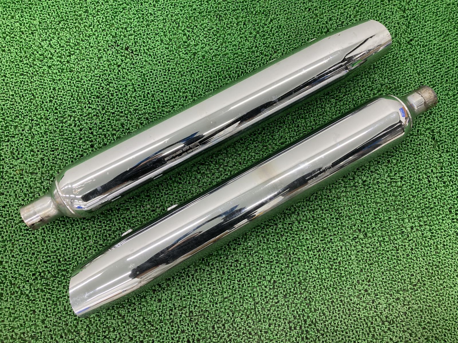 ロードバイク FLHTCU1580 サイレンサーマフラー 左右 65748-09/65949-09