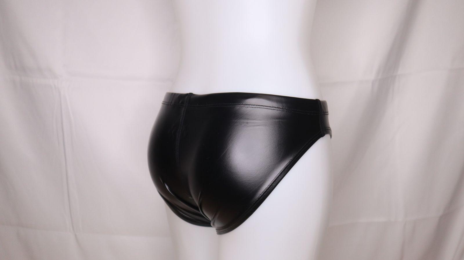 SWIMHXBY 競泳水着 メンズ 黒 エナメル調 PU 180 ベーシック S