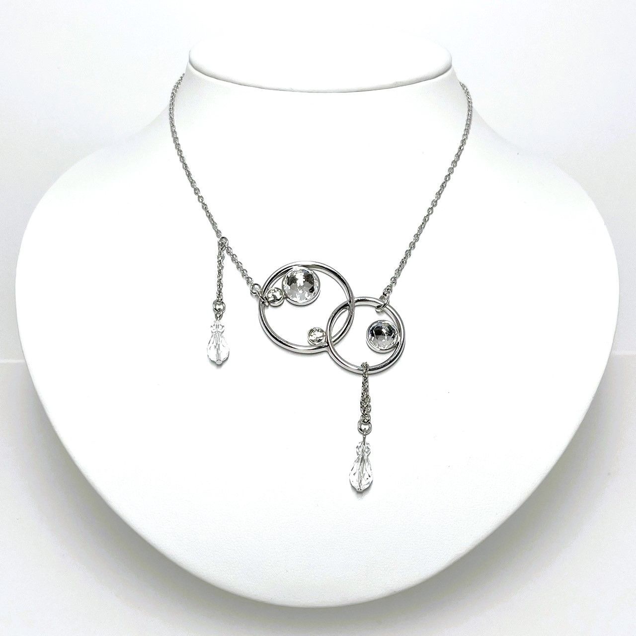 値下げ！SWAROVSKI スワロフスキー インターロッキング サークル 