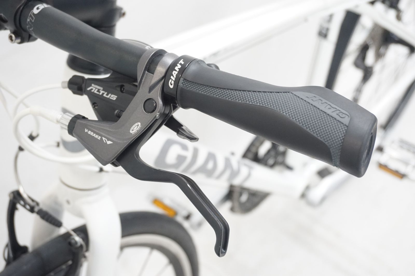 GIANT 「ジャイアント」 ESCAPE RX3 2015年モデル クロスバイク