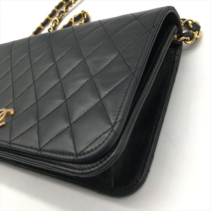 良品 CHANEL シャネル ココマーク マトラッセ プッシュロック ラムスキン チェーン ショルダー バッグ ブラック レディース k5588 CHANEL - 良品 CHANEL シャネル ココマーク マトラッセ プッシュロック