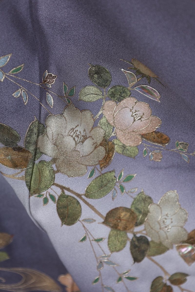 訪問着　薄紫　ゴールド　グリーン　ブルー　花　螺鈿　T526 訪問着 薄紫 ゴールド グリーン ブルー 花 螺鈿 T526 - メルカリ