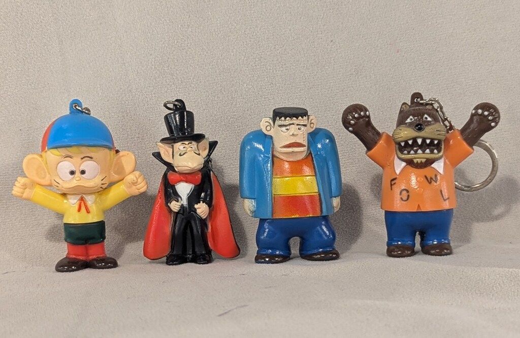 T*a様 怪物くん キーホルダー4個セット 怪物くん キャラクターキーホルダー4個セット - メルカリ