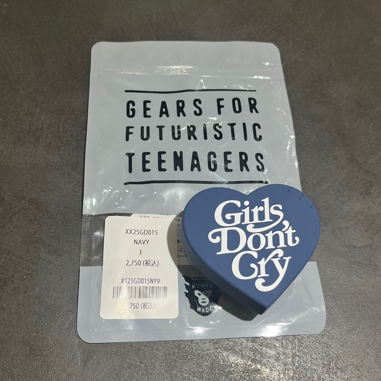 Girls Don’t Cry humanmade シリコンブラシ　ヘアブラシ 3月5日(日)発売！uka・HUMAN MADE・Girls Don't Cry との