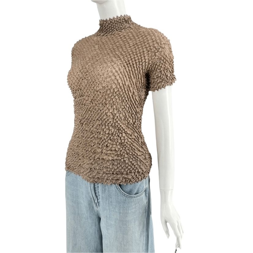 PLEATS PLEASE