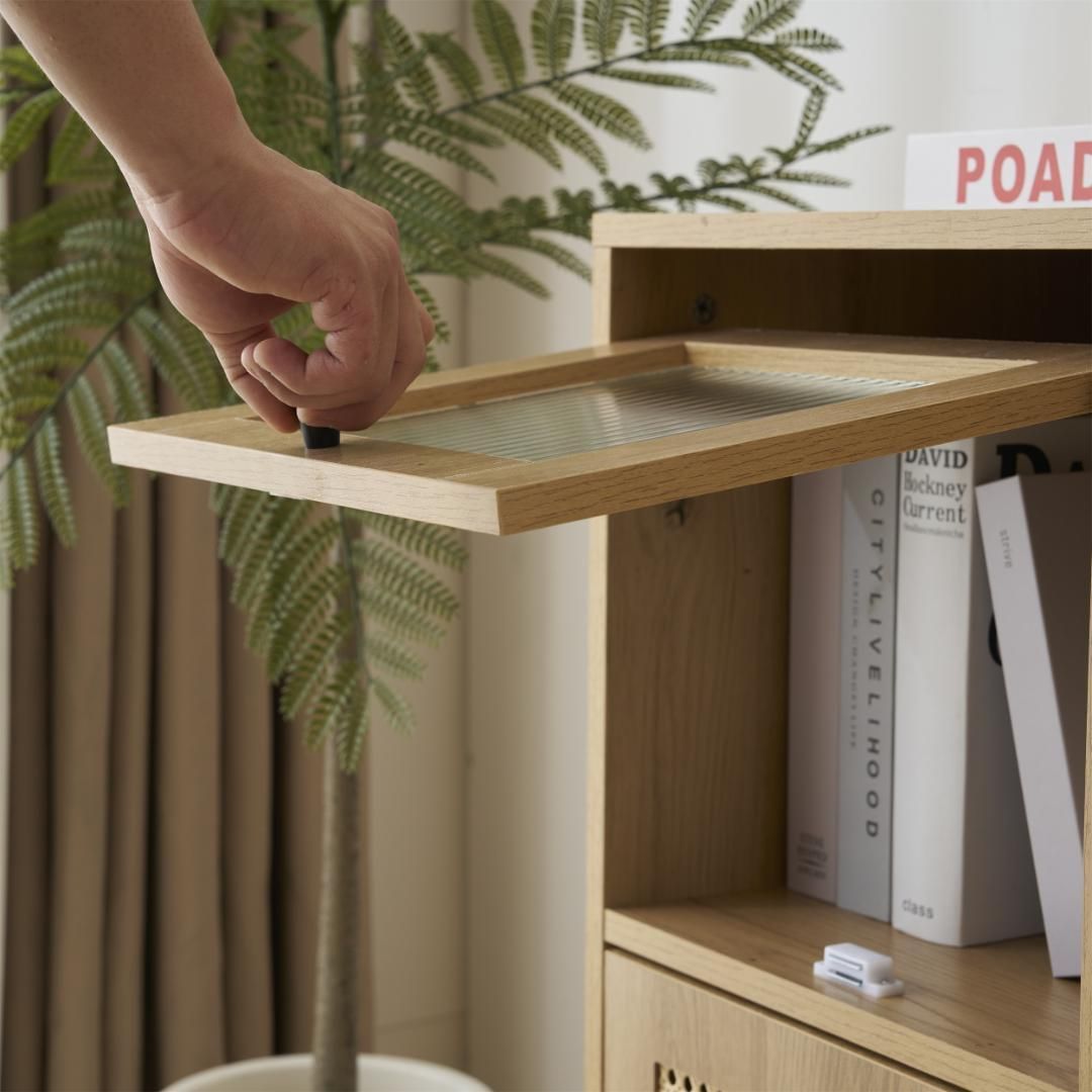 美品です！レトロ ラタン キャビネット 飾り棚 ガラス別売り 美品です！レトロ ラタン キャビネット 飾り棚 ガラス別売り