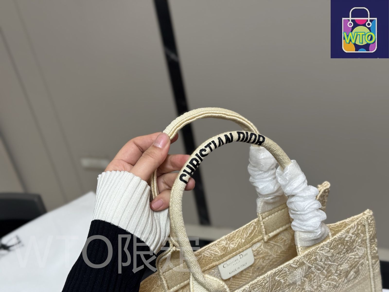 1点モノ ディオール ブックトート スモール トート バック ディオール BOOK TOTE バッグ 偽物 スモール M1325CZBB_M928