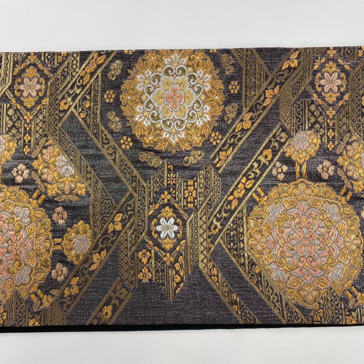 袋帯 美品 秀品 正倉院文様 金銀糸 箔 黒灰 六通 正絹 【中古