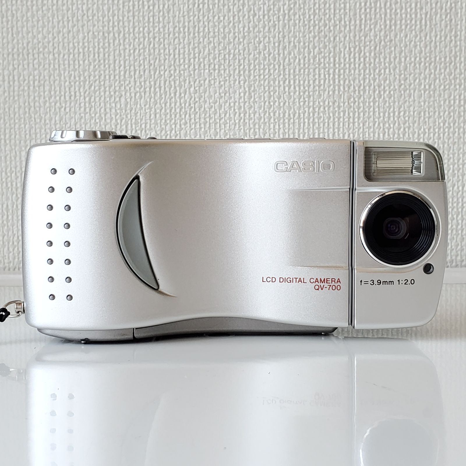 Casio QV-700 オールドすぎるコンデジ 激レアカメラ【稼動品！】 稀少 通電・基本動作確認 カシオ CASIO QV-700 回転式レンズで自