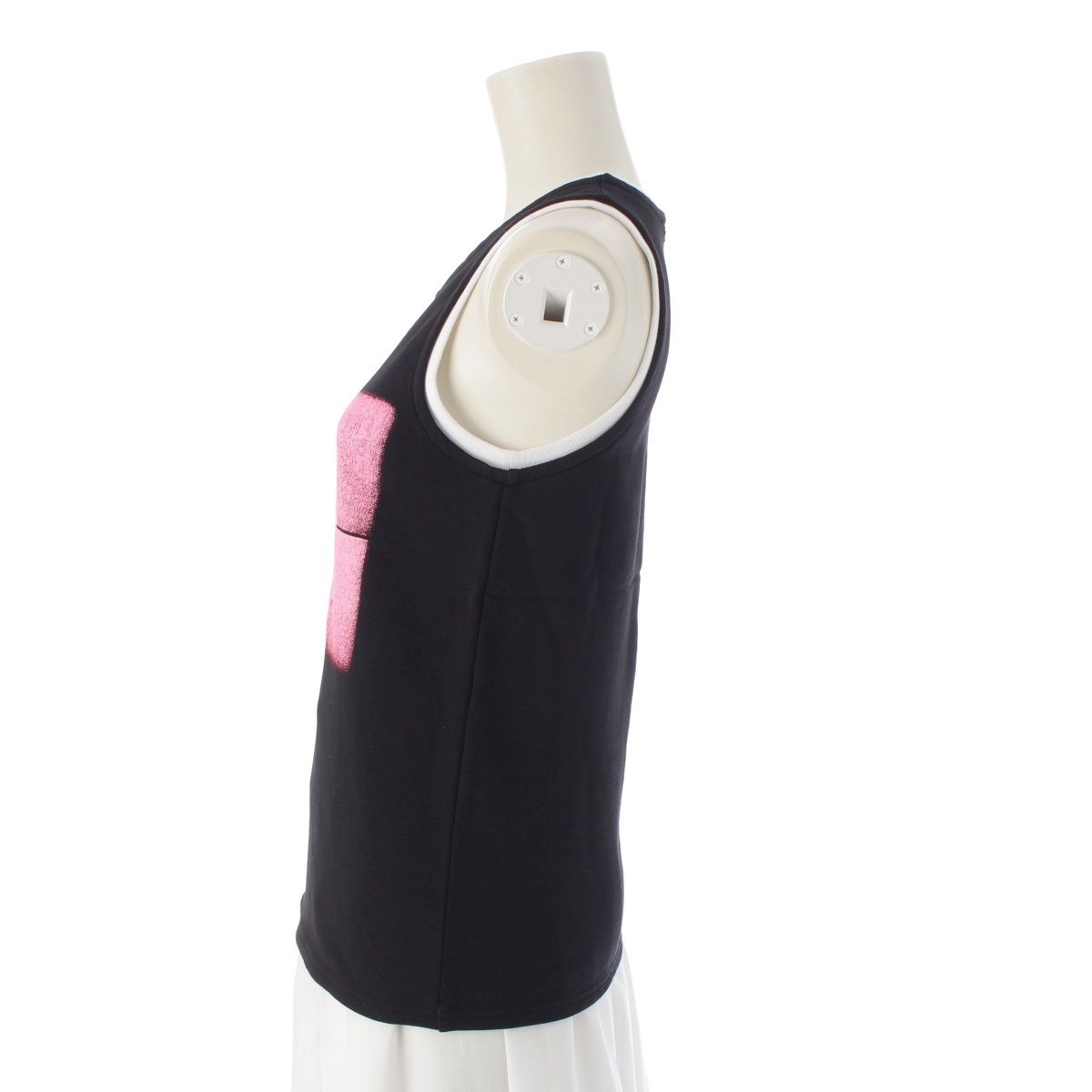 タンクトップ ノースリーブ