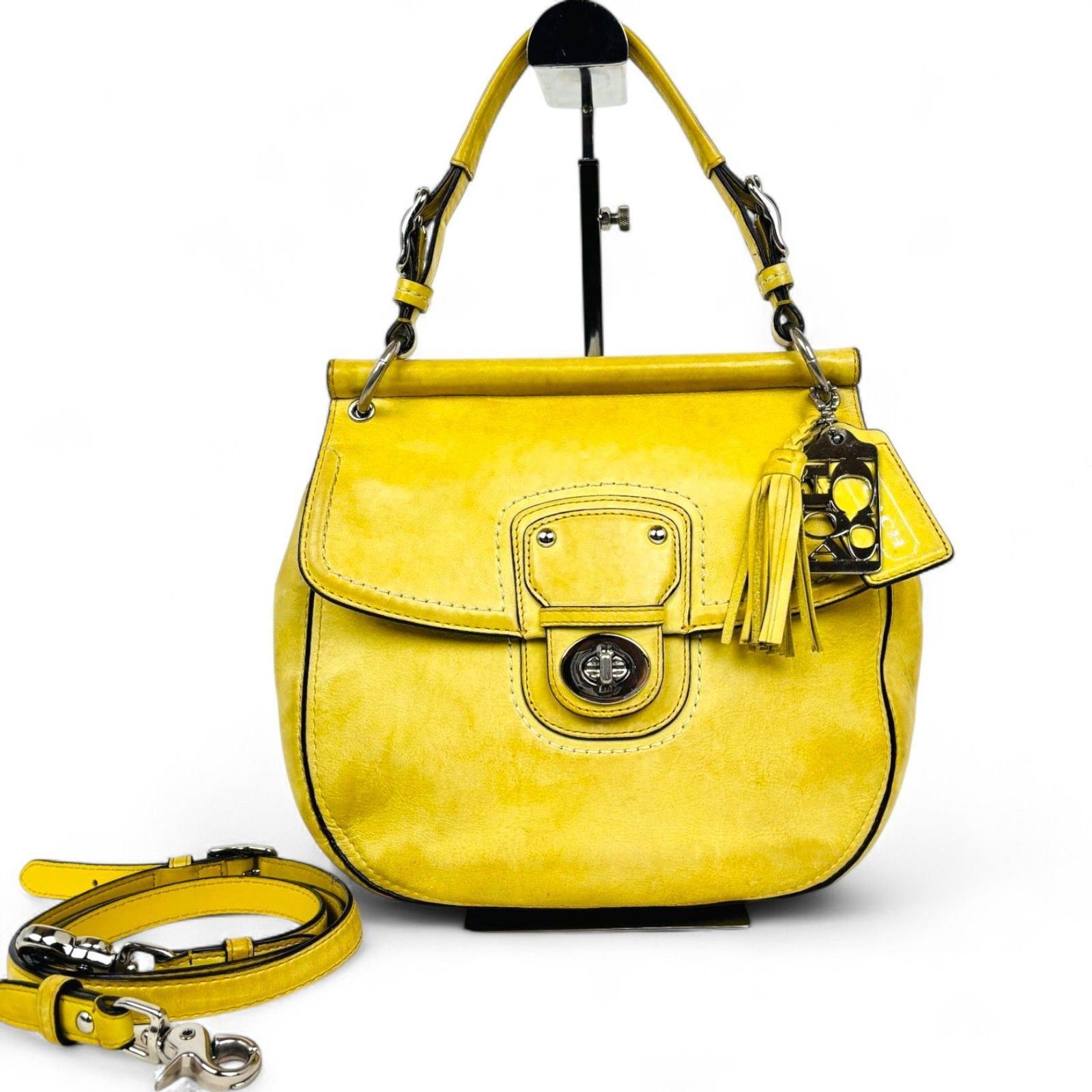 気分が上がるビタミンカラー✨】 COACH コーチ ショルダーバッグ