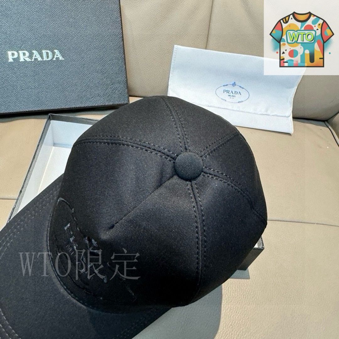 今日特価】Prada 新款原?ベースボール - メルカリ