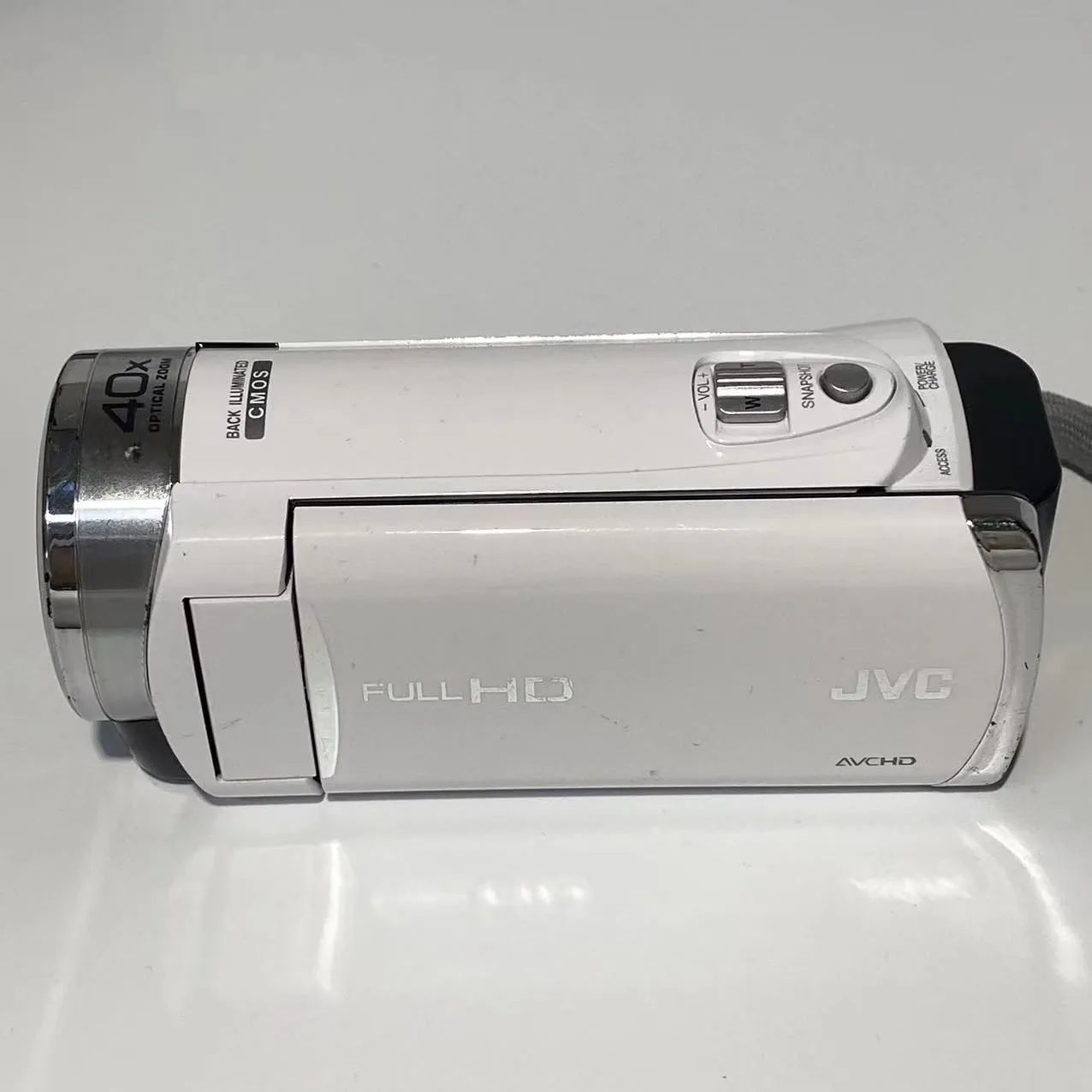 HD デジタルビデオカメラ JVC GZ-E117-W