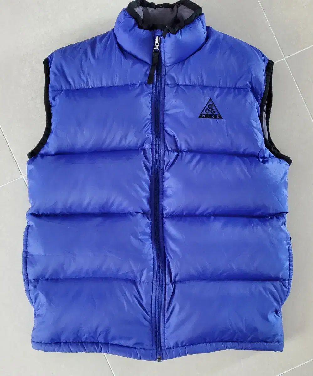 Nike(ナイキ） ACG ダウンベスト