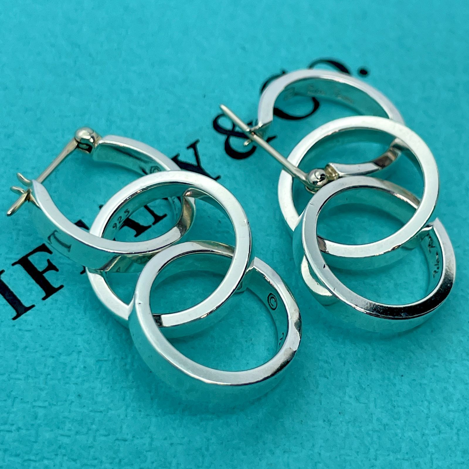 ティファニー トリプル フープ ピアス 3連 サークル /24-2762S - メルカリ