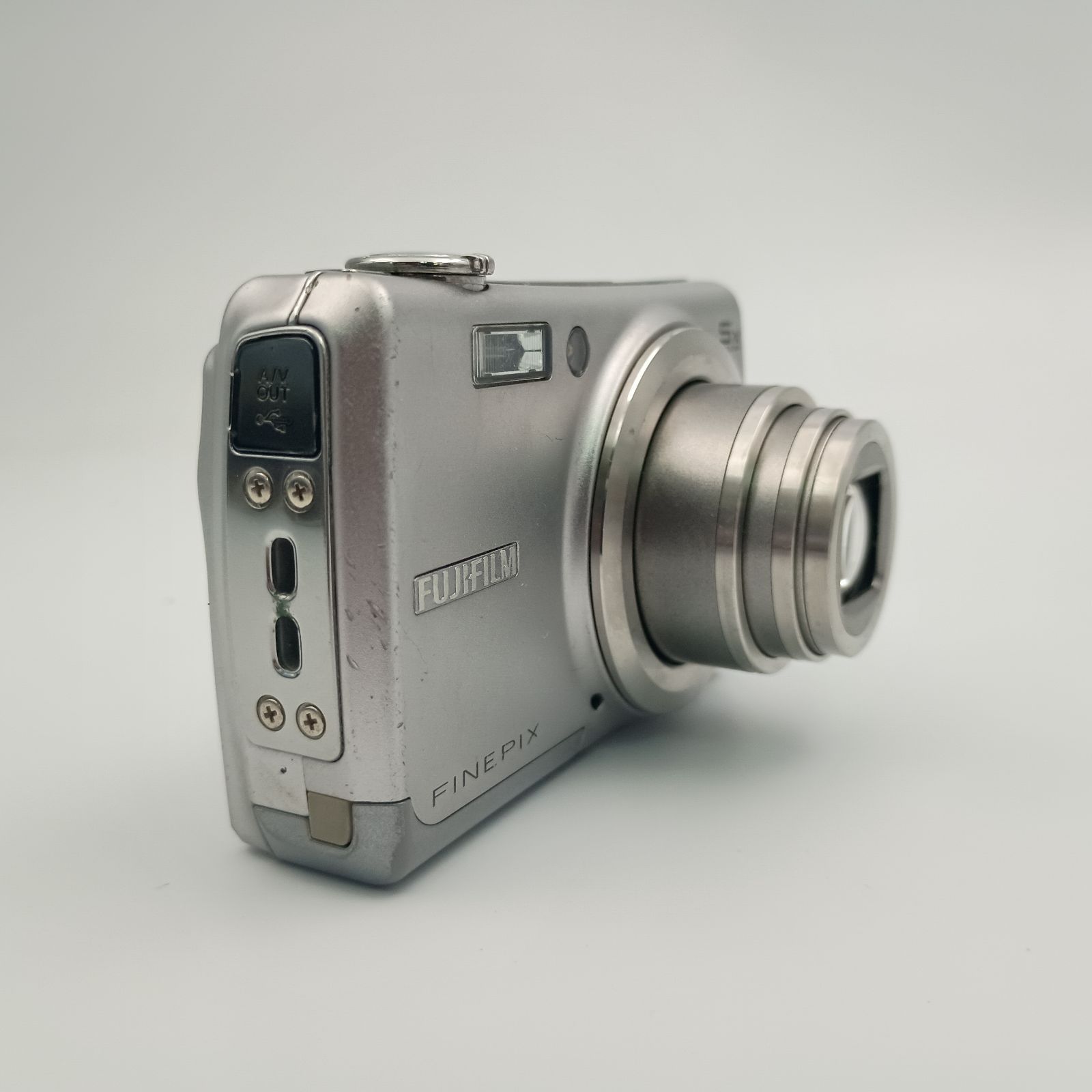 富士フィルム　 コンパクトデジタルカメラ   FINEPIX  F100 富士フイルム FinePix F100fd 価格比較 - 価格.com