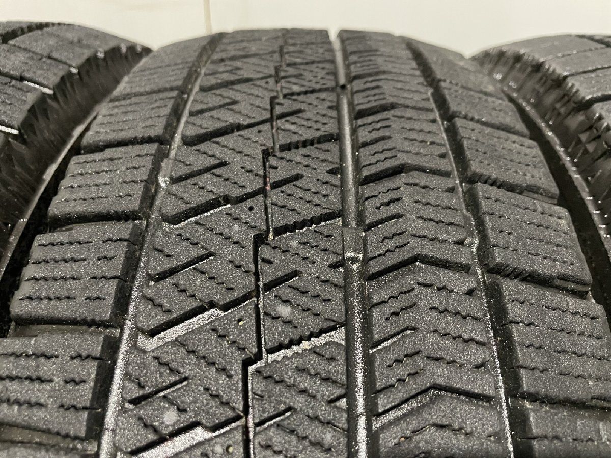 BS BRIDGESTONE BLIZZAK VRX2 185/65R15 15インチ スタッドレス 4本 22年製 イスト アクア ティーダ ノート デミオ フリード等　(KTI033)