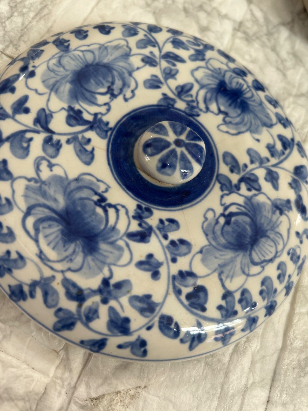 骨董品 壺 蓋付き 染付 年代物 古物 陶器 花柄 - メルカリ