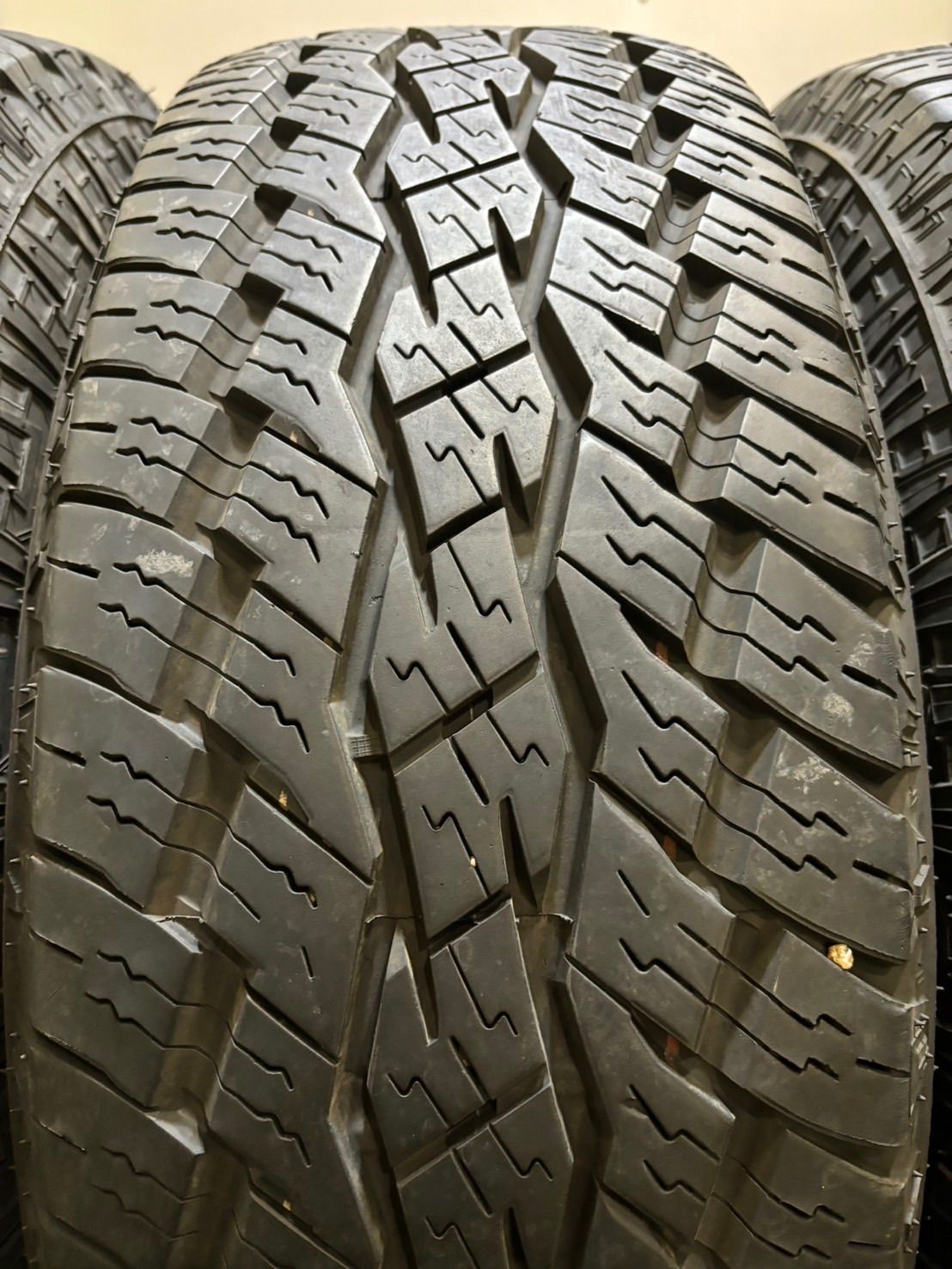 265|70R16