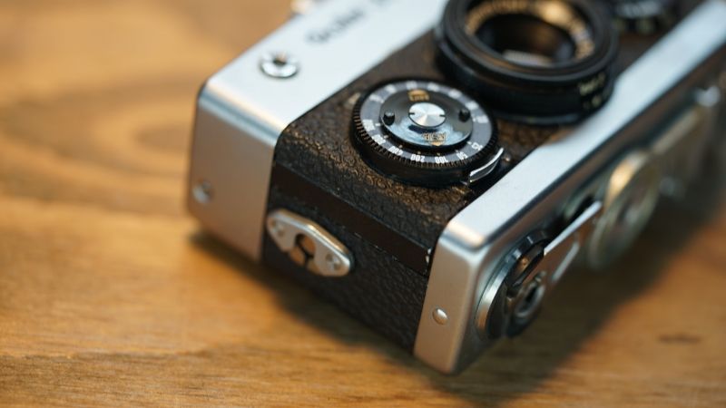 【完動品・美品】Rollei 35 ローライ35 シルバー　ドイツ製　露出計OK Rollei 35 シルバー Germany (Tessar 40mm f/3.5) – Doppietta-Tokyo