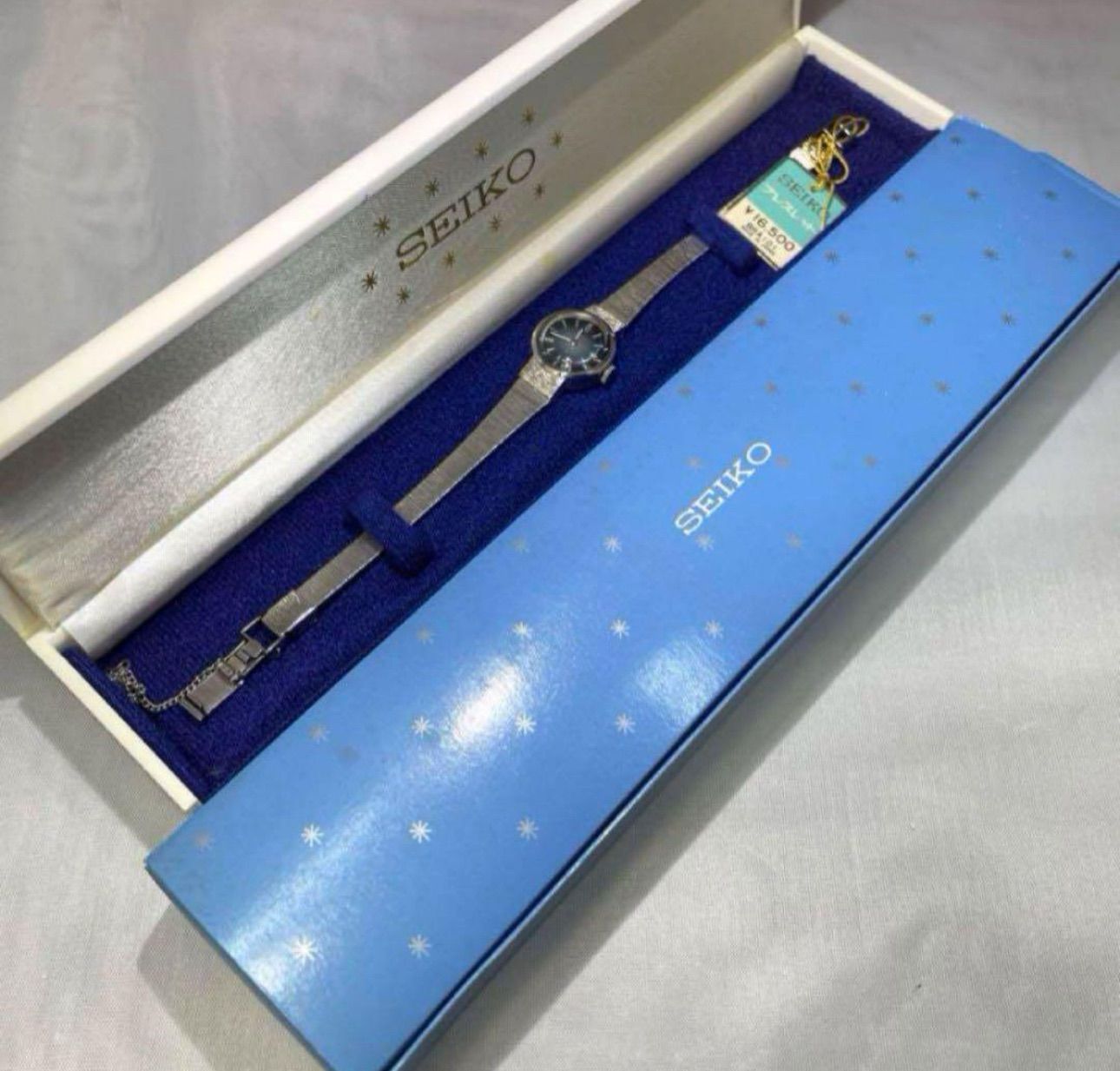 70s 新品未使用 SEIKO ブレスレット 手巻き 純正SSベルト 腕時計 70s 新品未使用 SEIKO ブレスレット 手巻き 純正SSベルト 腕時計