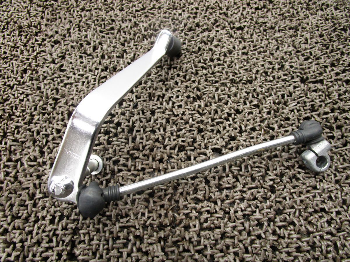 めめめめ NINJA250 タンデムステップ 右 35063-0842 カワサキ 純正 中古 バイク