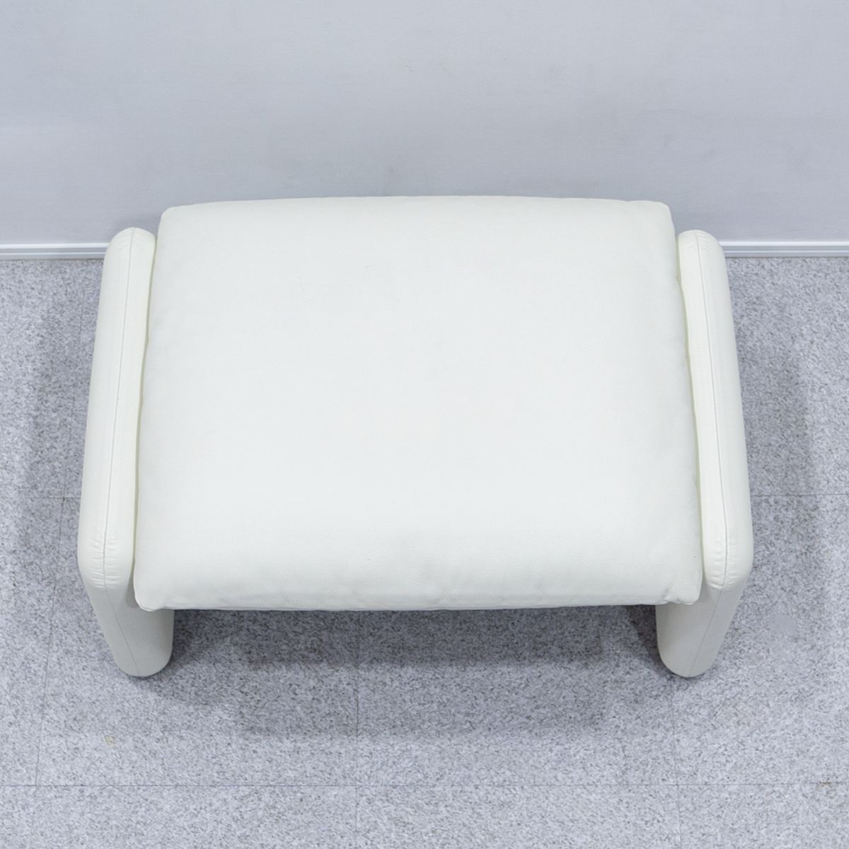 中古品】Cassina カッシーナ 675 MARALUNGA マラルンガ オットマン