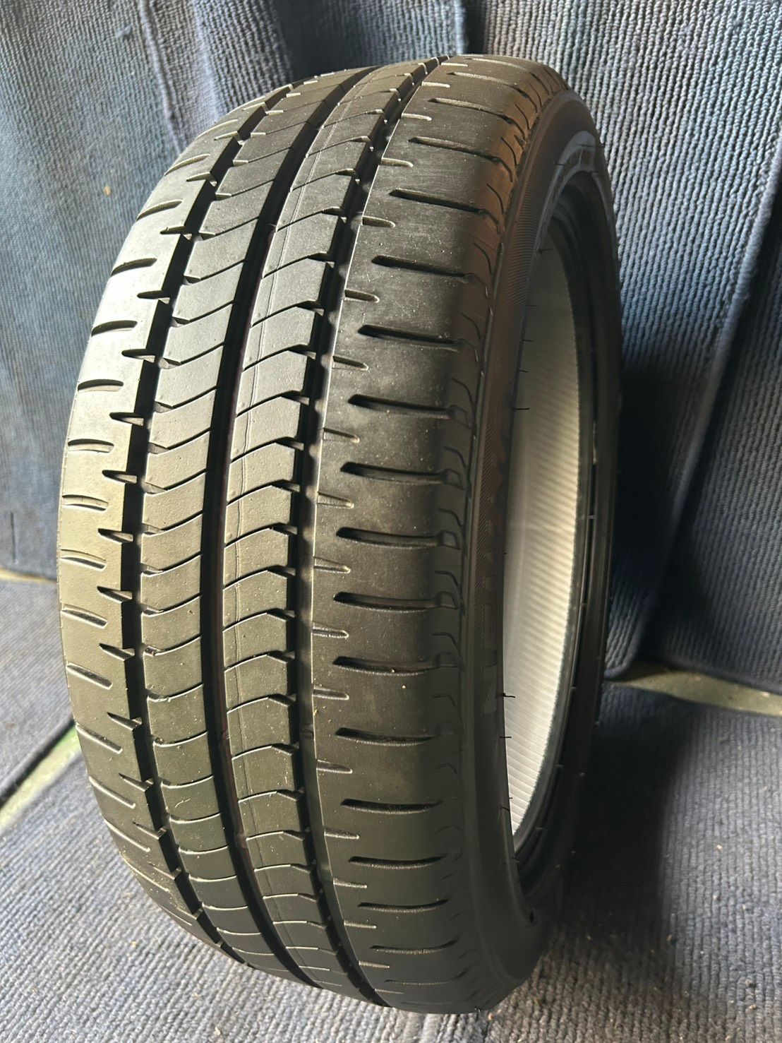 製造 溝8分山 BRIDGESTONE NEWNO 1本 215 45R17 サイド傷あり ASP3309