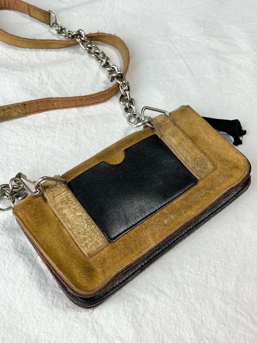 Tmrrw イエスタデイズ