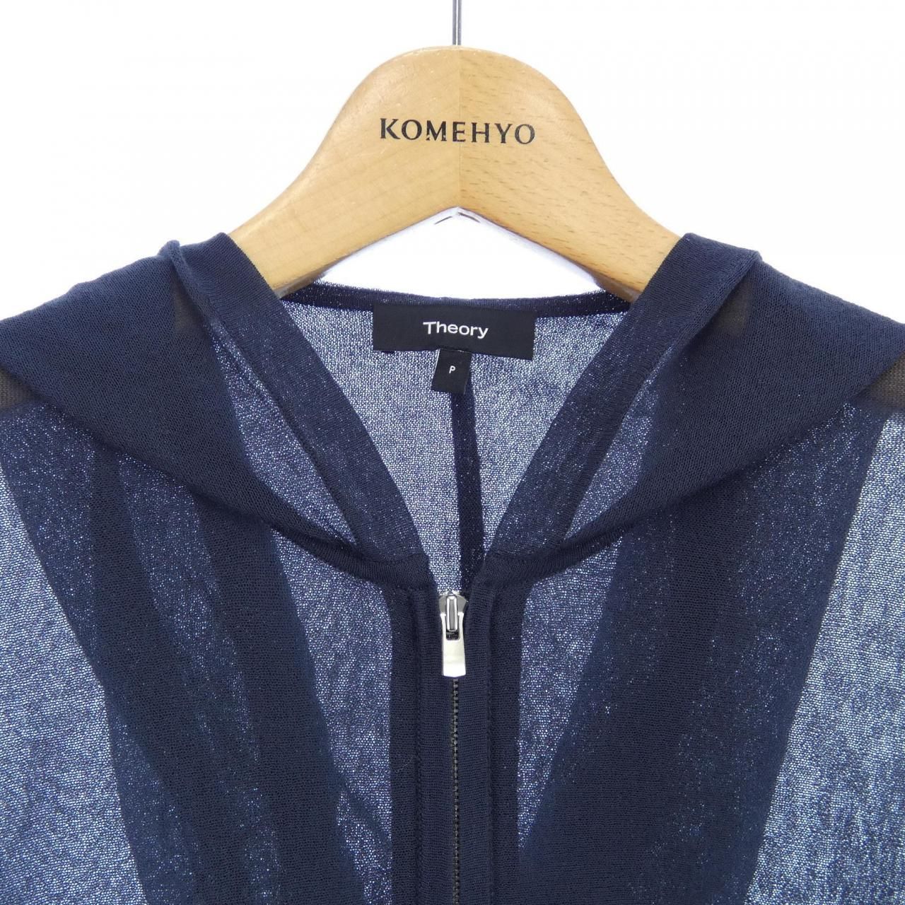 01-5103716 パーカー