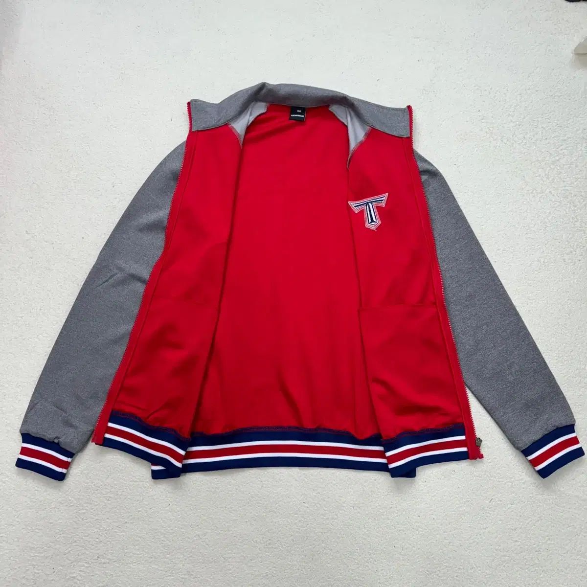 プロ野球 千葉ロッテマリーンズ 西野投手 実使用 支給品 パーカー 2XO プロ野球 千葉ロッテマリーンズ 西野投手 実使用 支給品