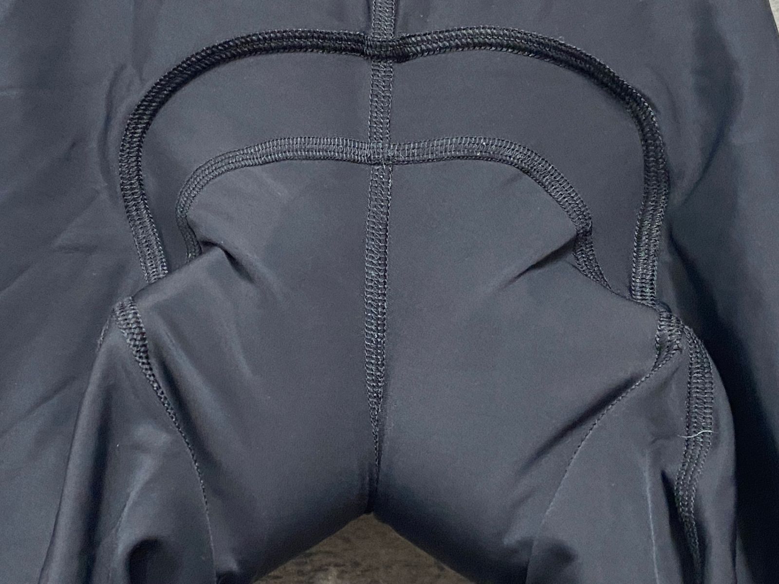 黒