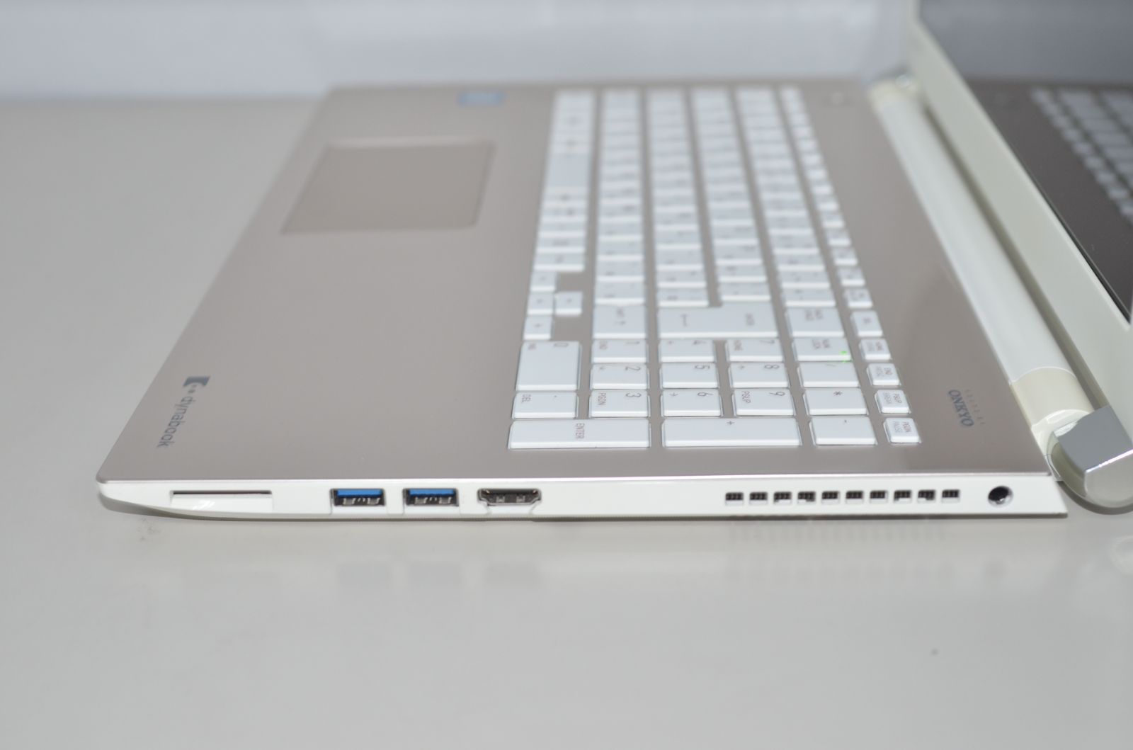 中古良品ノートパソコン 東芝Dynabook T65/CG Windows11+office 新品