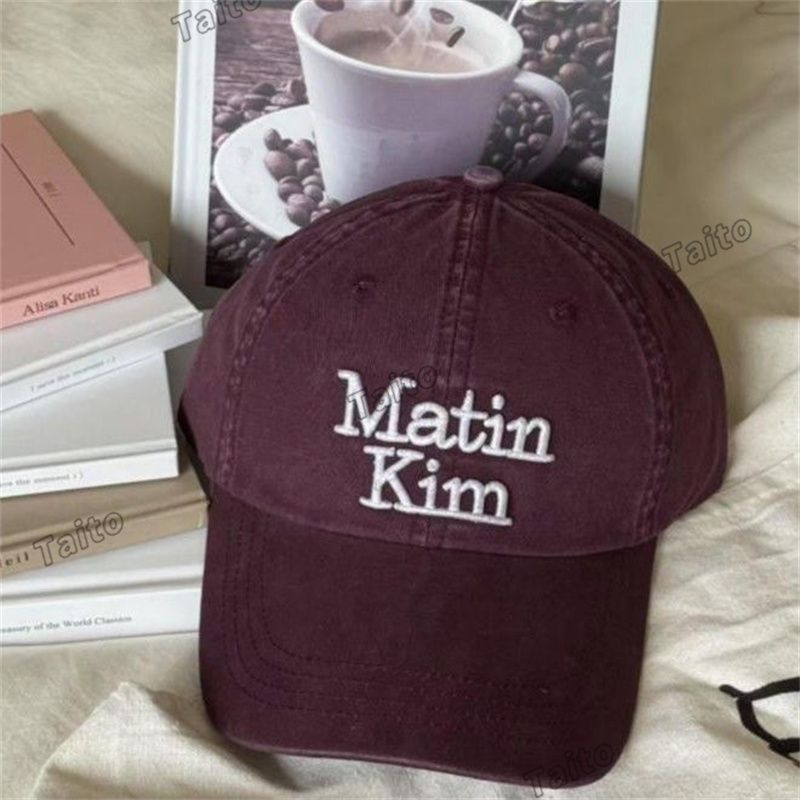 韓国 MATIN KIM マーティンキム CLASSIC LOGO BALL CAP 刺繍入り