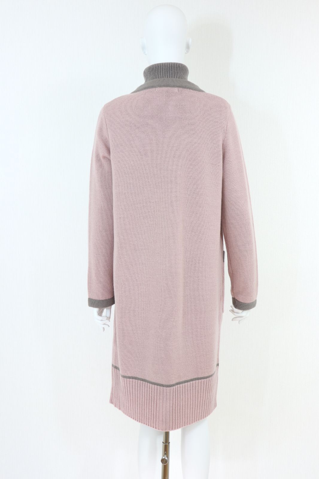 新品☆ Rene ルネ☆ バイカラー カーディガン ピンク 34 Rene カメリア付きニットカーディガン ニットトップス 5432580 2024年