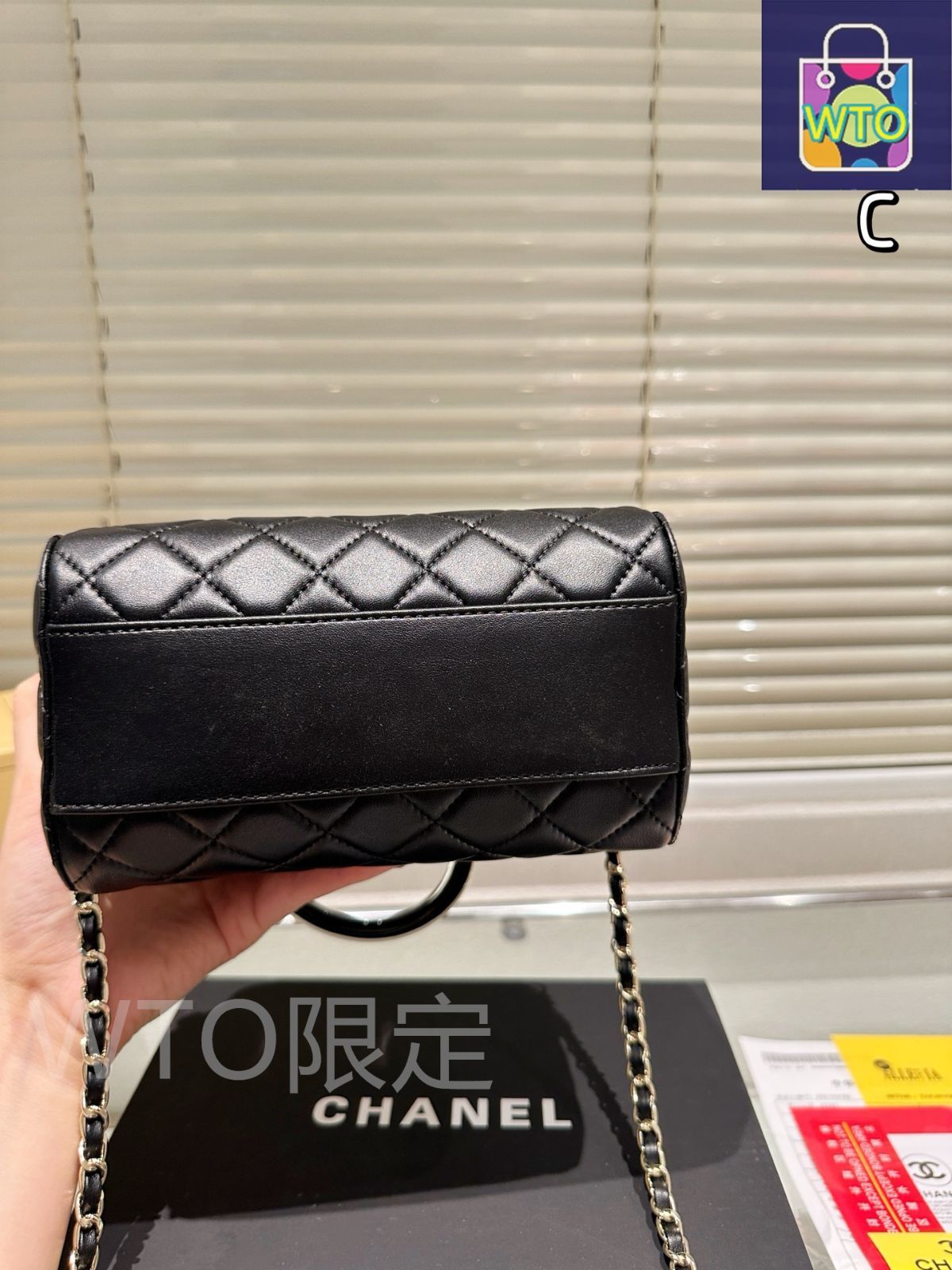 今日特価】Chanel シャネル ピローバッグ 可愛らしいボウリング