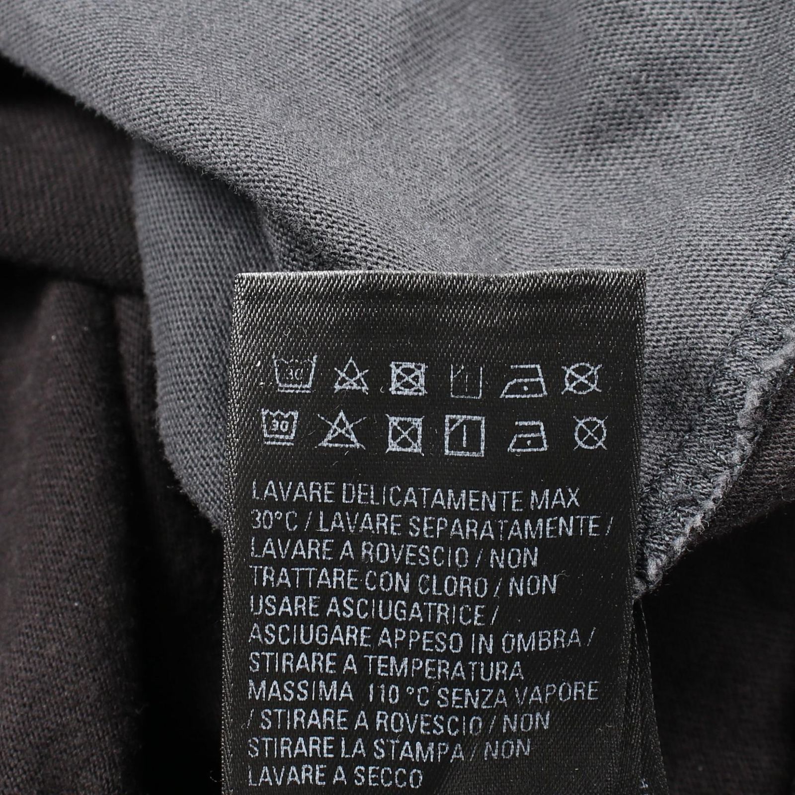 バレンシアガ スピードハンターズアップサイドダウン ブランドオフ BALENCIAGA コットン カットソー 中古 メン バレンシアガ BALENCIAGA カットソー スピードハンターズアップ