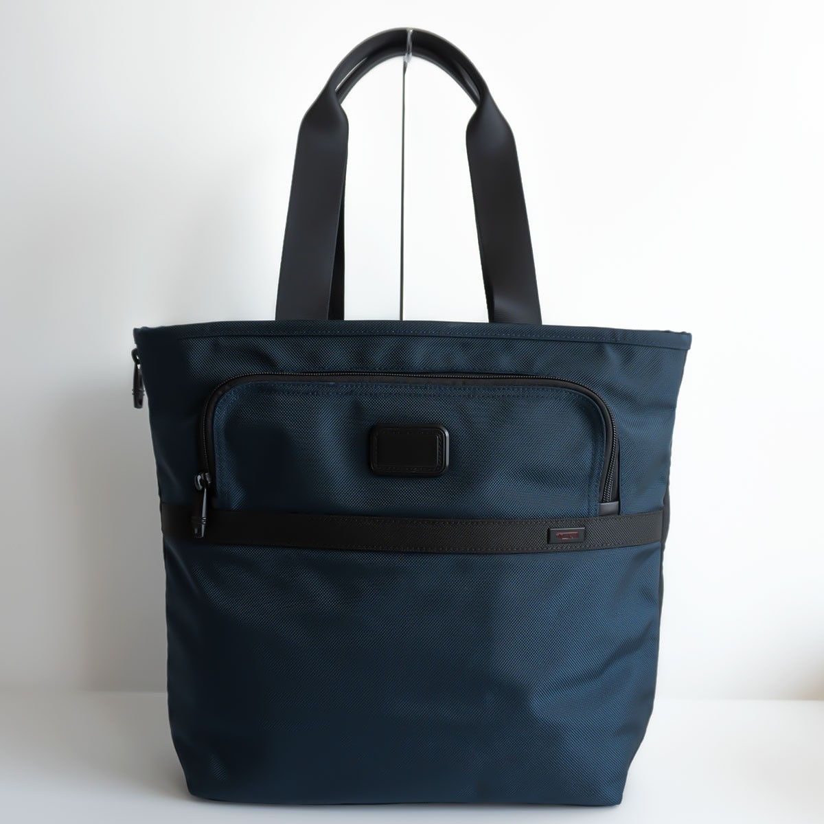 TUMI トゥミ SHIPS 別注 縦型トートバッグ ネイビー 26196NVS TUMI for SHIPS: 『ALPHA 2』 トートバッグ□｜シップスの通販