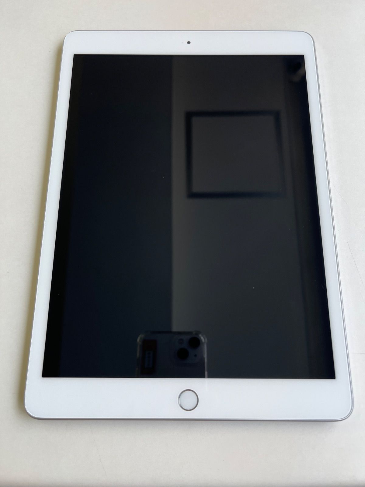 美品 iPad 第8世代 32GB シルバー バッテリー95% MYLA2J/A