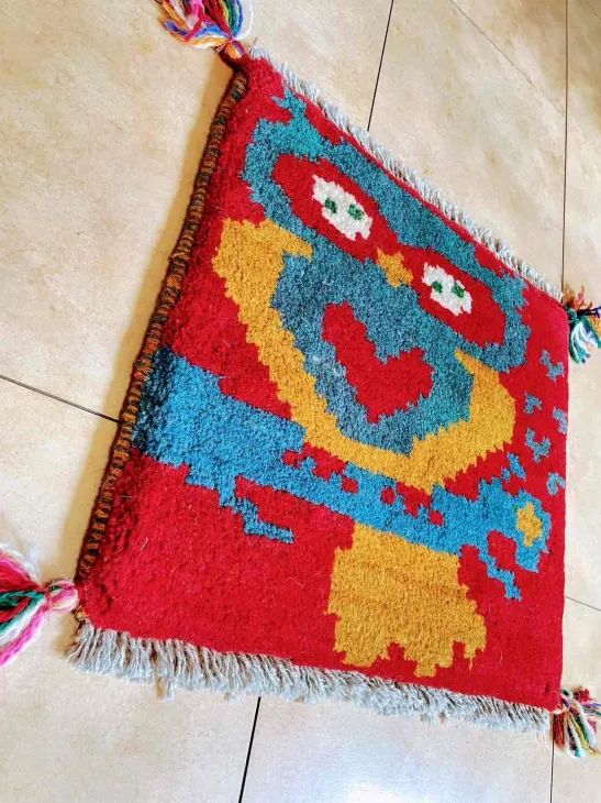 ペルシャ 高品質 ギャッベ座布団 おぎめ 本物 手織り絨毯 ギャベ