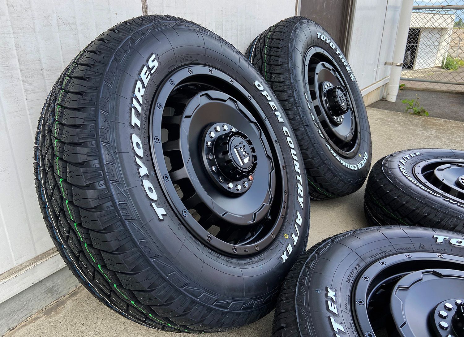 ◇ホイールのみ◇ ロッキー純正 Yahoo!オークション -「ロッキー 純正ホイール 16インチ」の落札