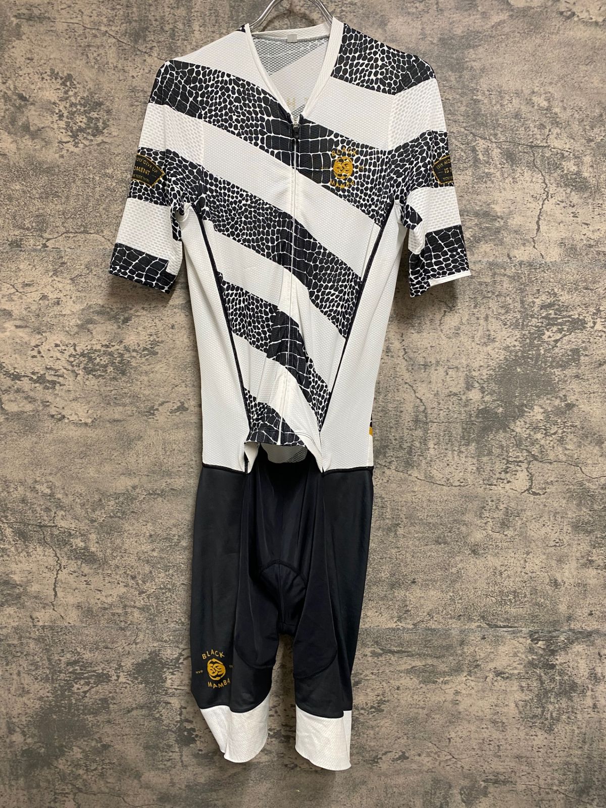 サンボルト ワンピース BLACK MAMBA