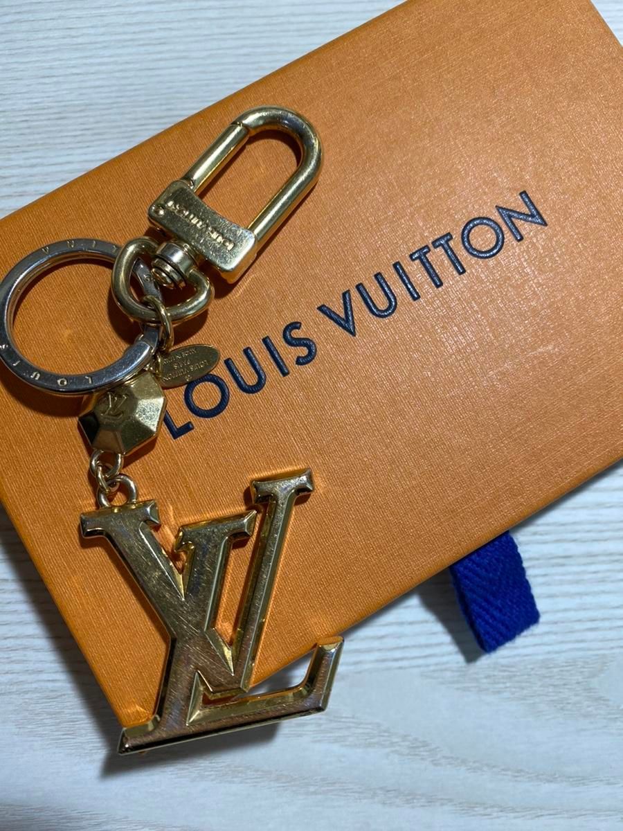 【Bunjang商品韓国直送】Louis Vuitton(ルイヴィトン) ファセット キーリング