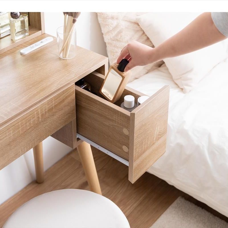 ドレッサーデスク