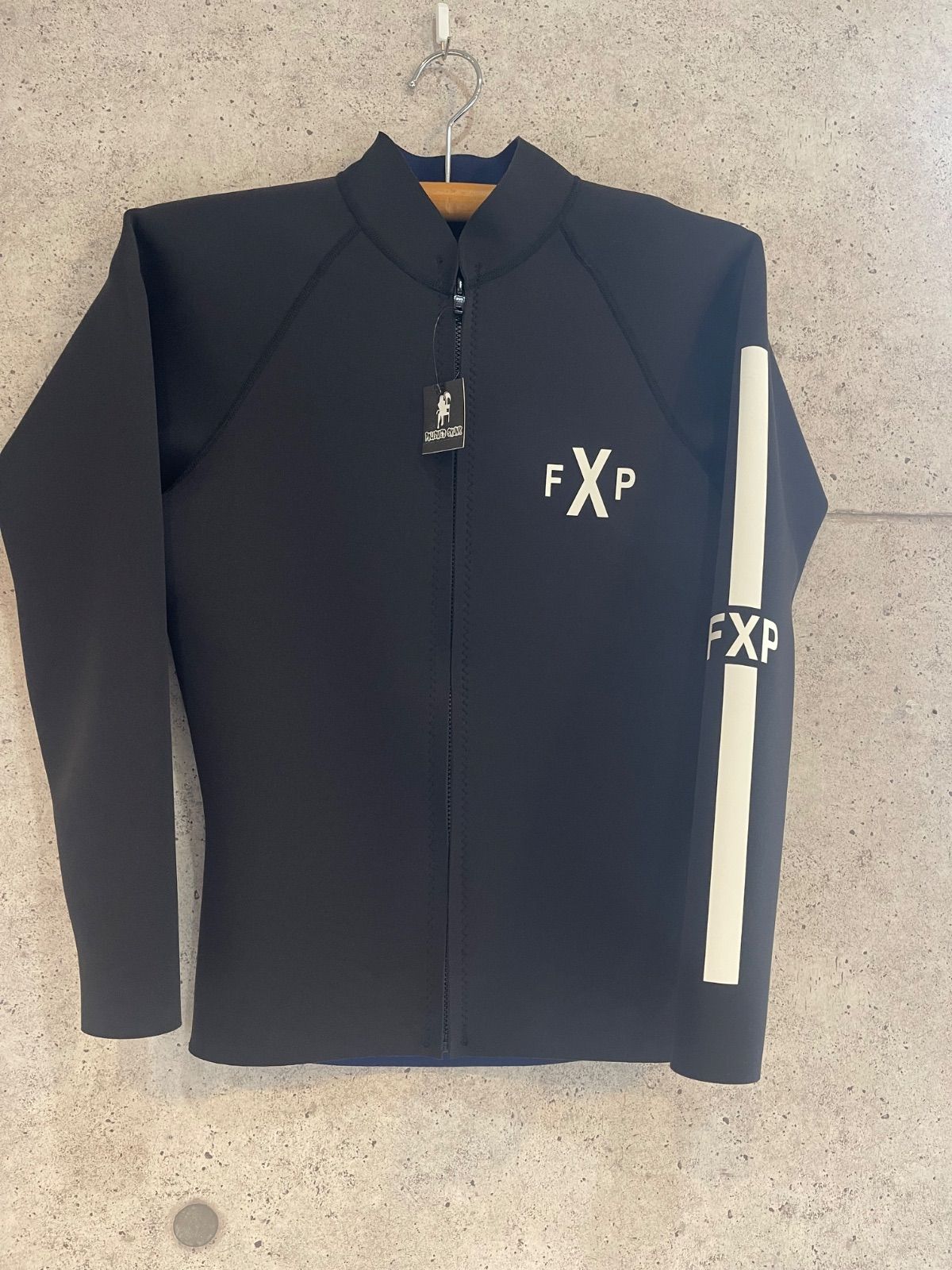  フラッシュパッカーウェットスーツタッパー2 mmLサイズ タッパー ウェットスーツ