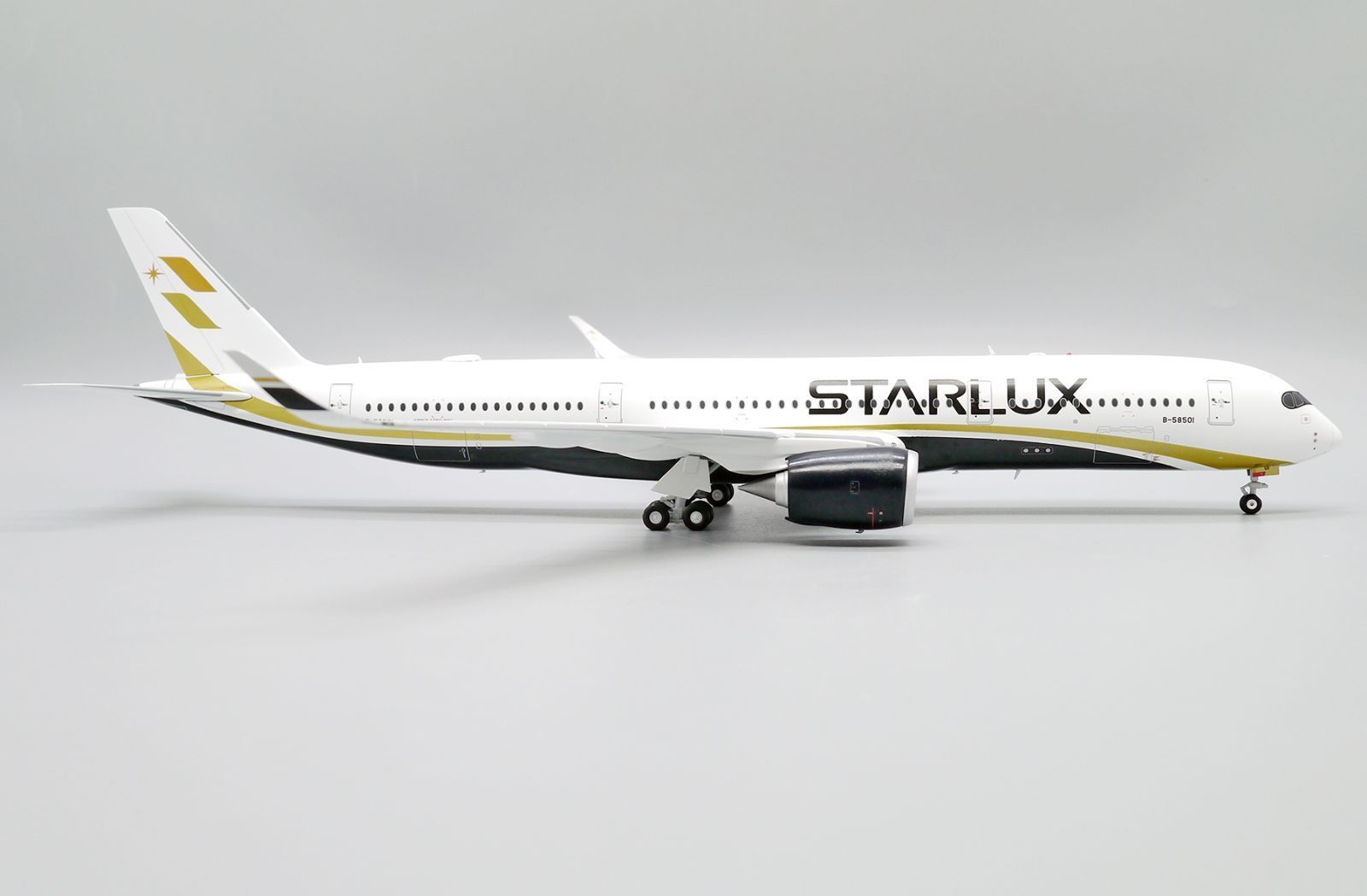 スターラックス A350-900